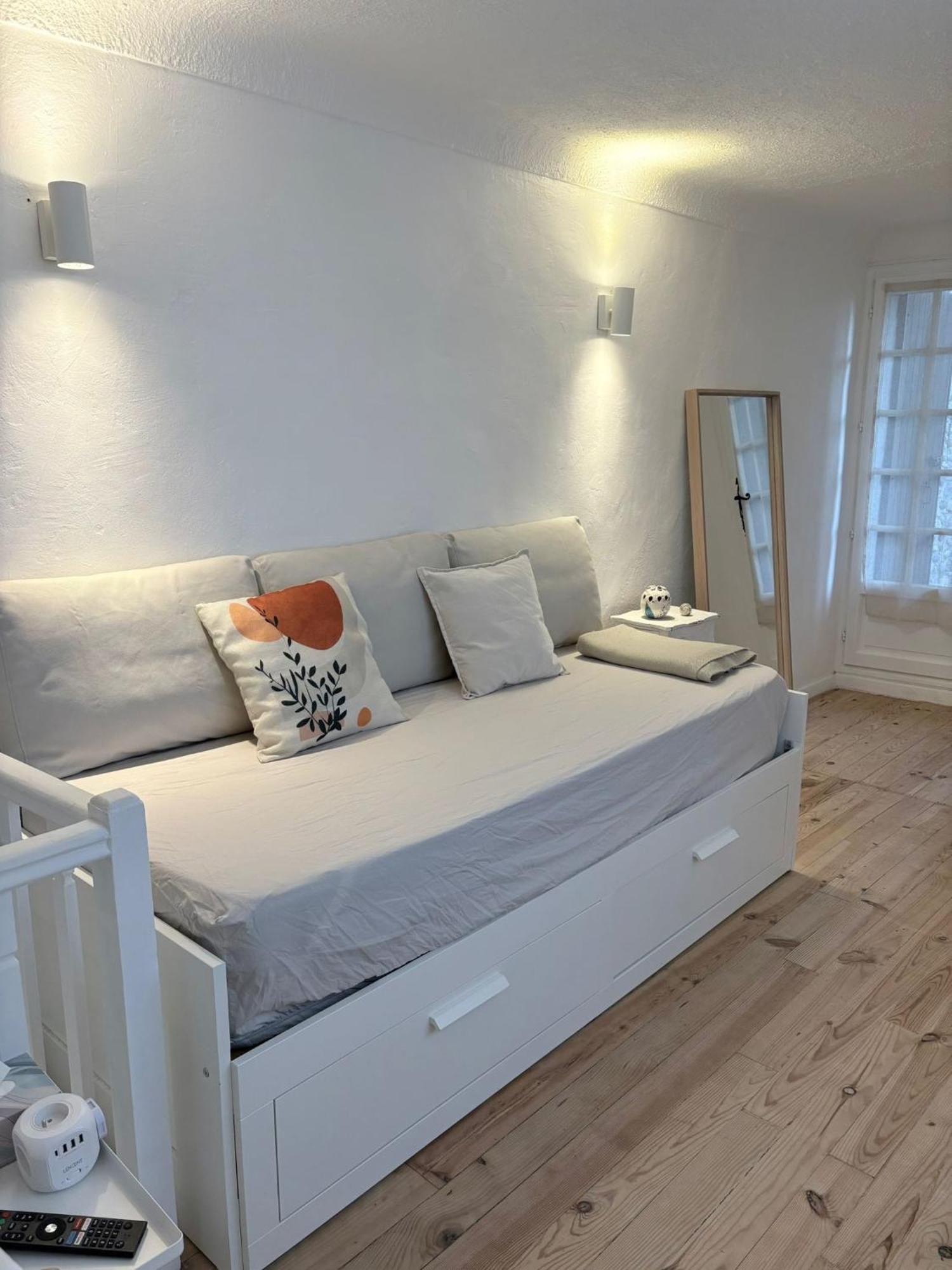 Duplex Au Pied Du Chateau Cagnes-sur-Mer Dış mekan fotoğraf